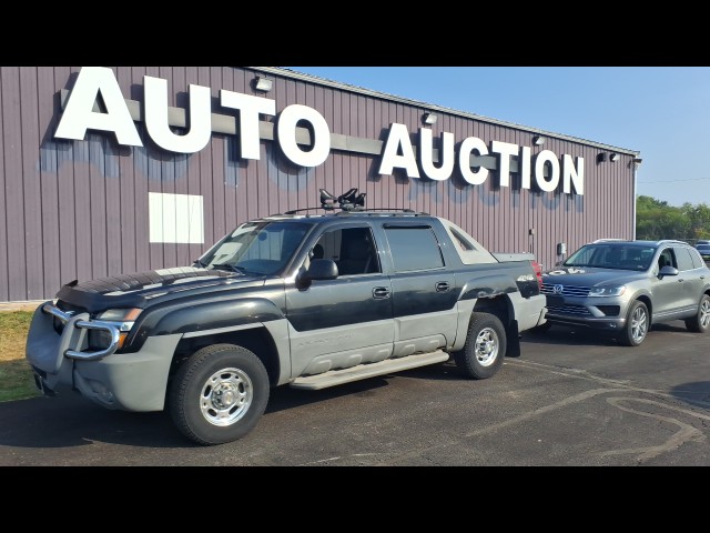 CHEVROLET AVALANCHE 2002, Columbia Central Missouri Auto Auction, 2500 5DR CREW CAB 130 BUY CHEVROLET AVALANCHE 2002 2500 5DR CREW CAB 130